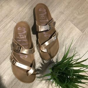 💛 FLASH SALE TODAY 💛 Rose gold Sandals 💛